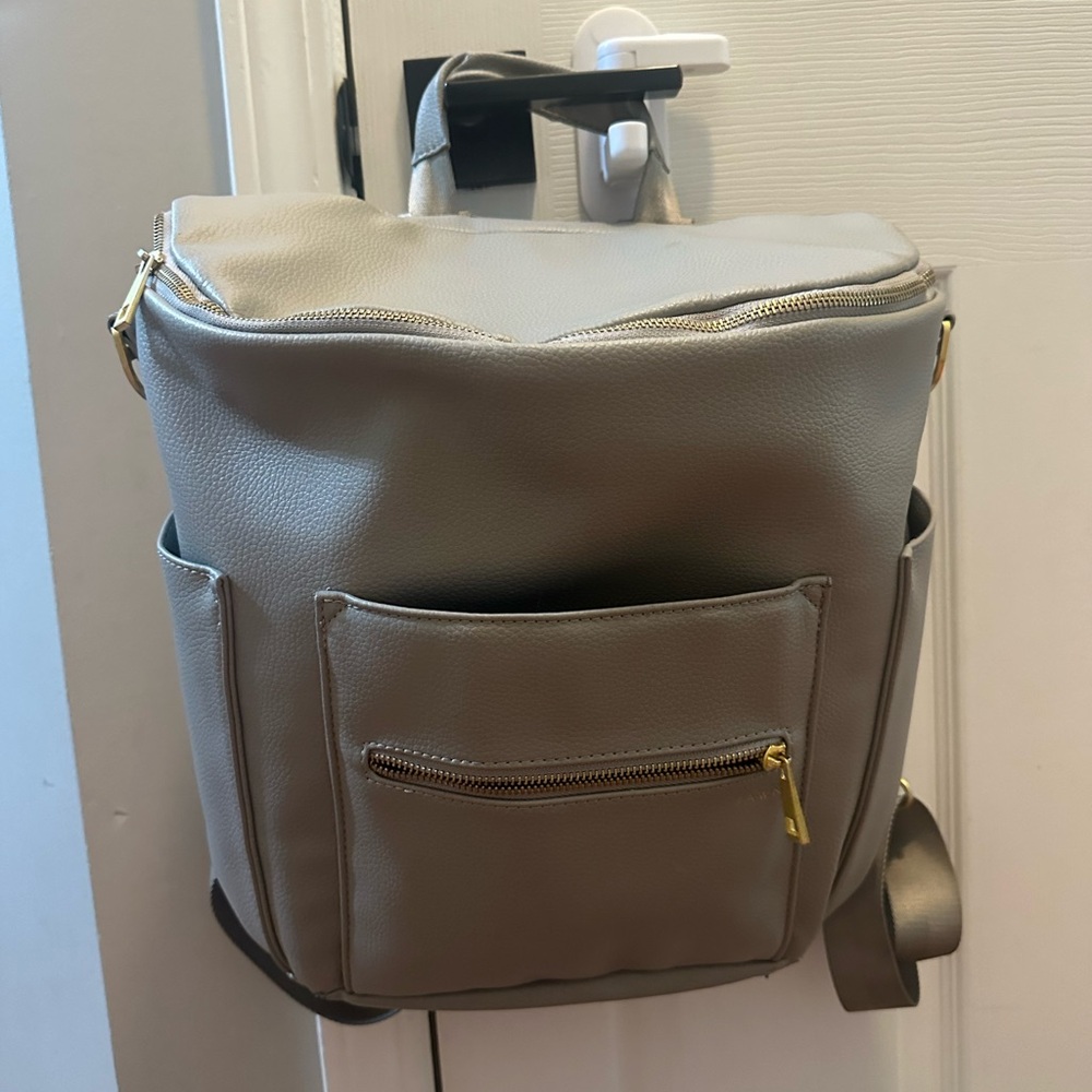 Fawn Diaper Bag in Grey
